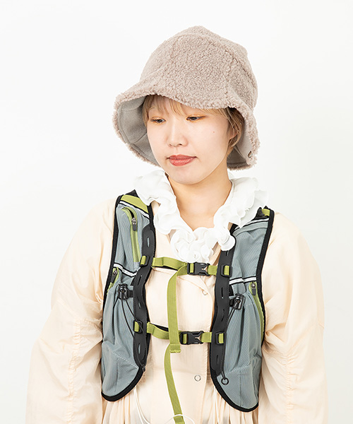 モデル頭囲：54.5cm 着用サイズ：ONESIZE