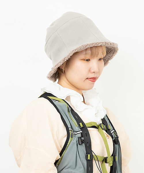 モデル頭囲：54.5cm 着用サイズ：ONESIZE