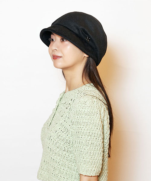 モデル頭囲：56cm 着用サイズ：ONESIZE