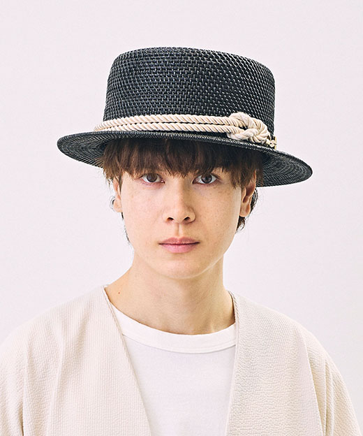モデル頭囲：54.5cm 着用サイズ：ONESIZE