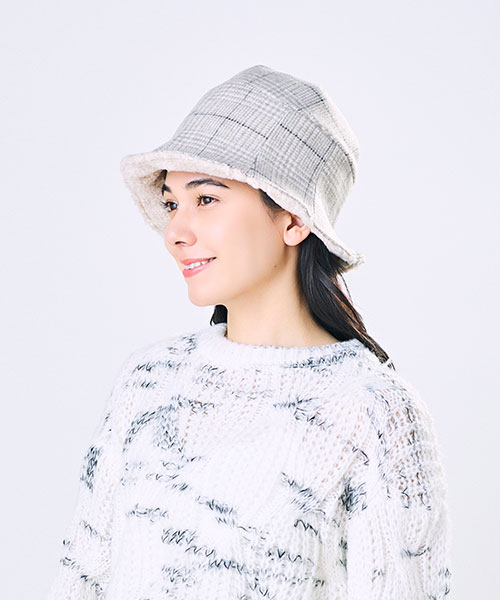 モデル頭囲：54cm 着用サイズ：ONESIZE