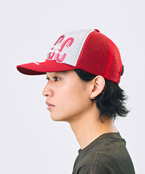 RED モデル頭囲：58.5cm