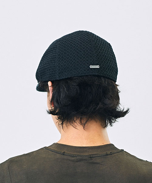 BLACK モデル頭囲：58.5cm