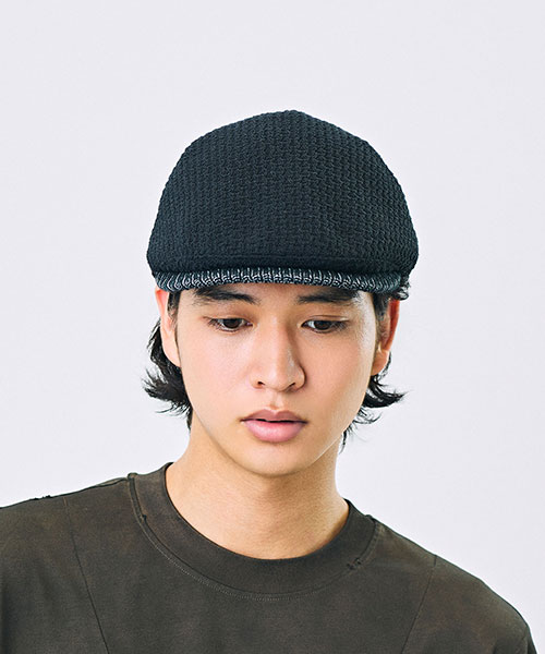 BLACK モデル頭囲：58.5cm