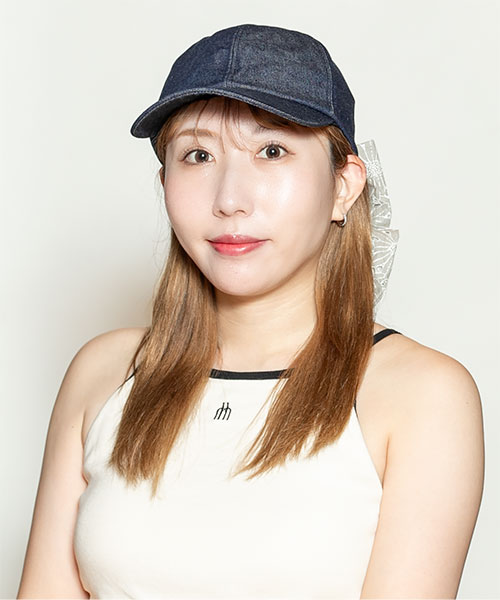 モデル頭囲：56cm 着用サイズ：ONESIZE