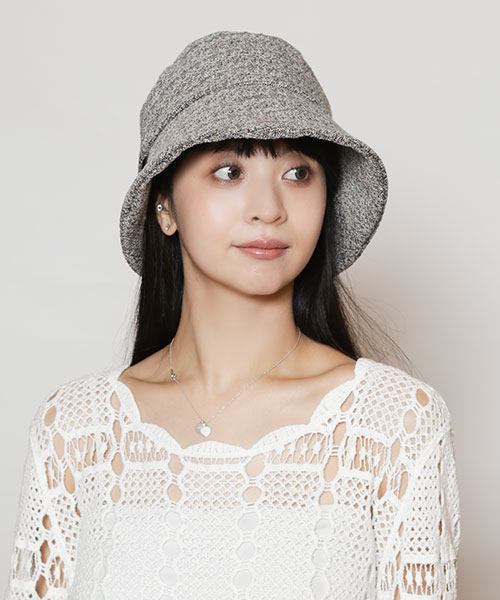 モデル頭囲：56cm 着用サイズ：ONESIZE