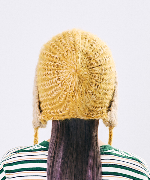 YELLOW モデル頭囲：56㎝
