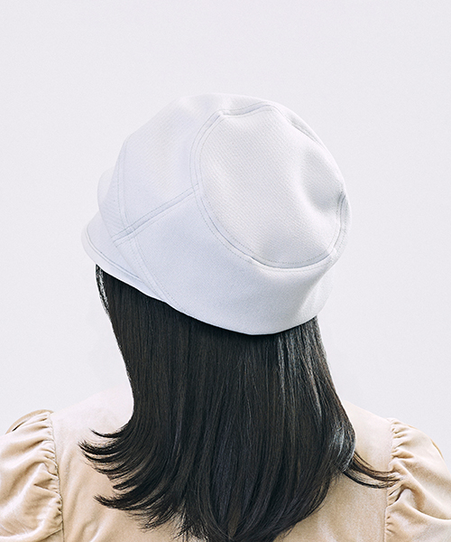 LIGHT BLUE モデル頭囲：55cm