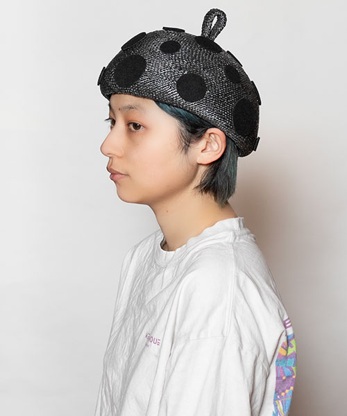 モデル頭囲：54cm 着用サイズ：ONESIZE