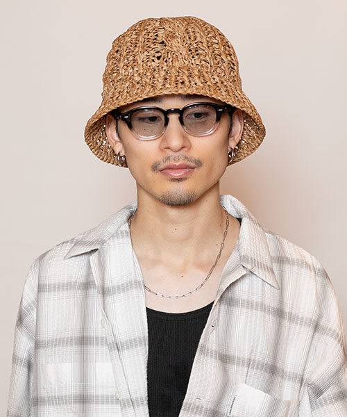 モデル頭囲：58.5cm 着用サイズ：ONESIZE