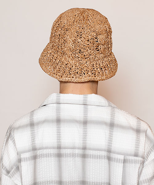 モデル頭囲：58.5cm 着用サイズ：ONESIZE
