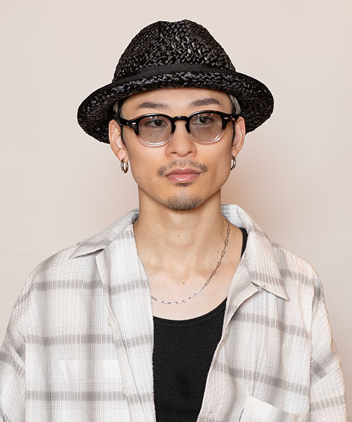 モデル頭囲：58.5cm 着用サイズ：ONESIZE