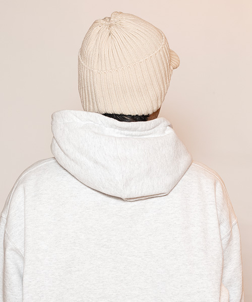 モデル頭囲：58cm 着用サイズ：ONESIZE