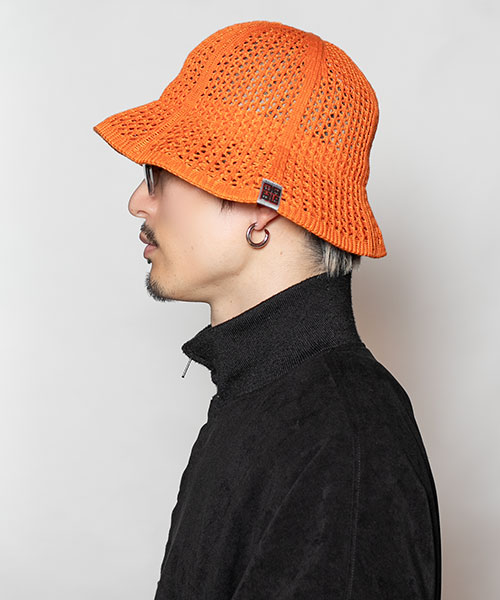 モデル頭囲：58.5cm 着用サイズ：ONESIZE