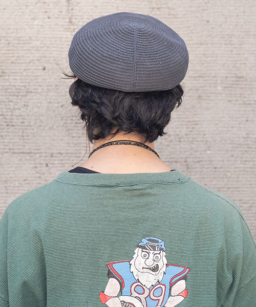モデル頭囲：57.5cm 着用サイズ：ONESIZE