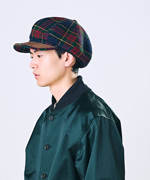 Model's head circumference: 59cm, wearing size ONESIZE