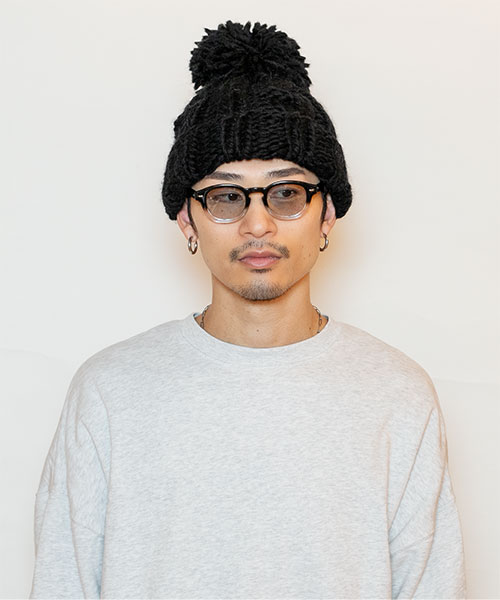 BLACK モデル頭囲：58.5cm