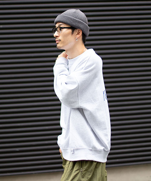 GRAY モデル頭囲：58.5cm