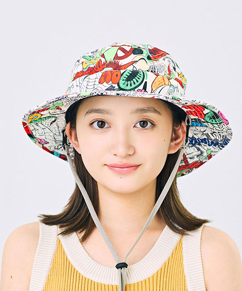 WHITE モデル頭囲：55cm