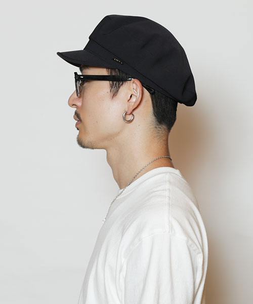 モデル頭囲：58.5cm 着用サイズ：ONESIZE