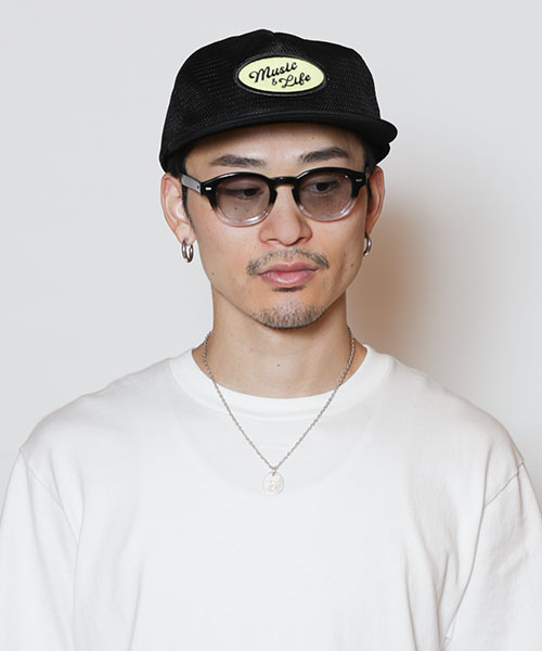 モデル頭囲：58.5cm 着用サイズ：ONESIZE