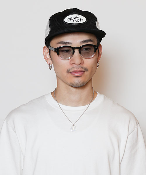 モデル頭囲：58.5cm 着用サイズ：ONESIZE