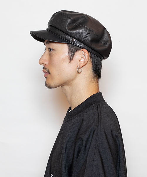 Model's head circumference: 58.5cm, wearing size ONESIZE