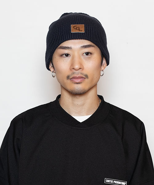 モデル頭囲：58.5cm 着用サイズ：ONESIZE