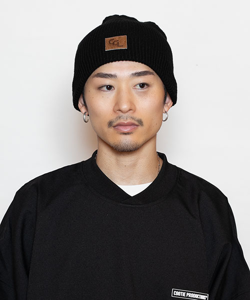 モデル頭囲：58.5cm 着用サイズ：ONESIZE