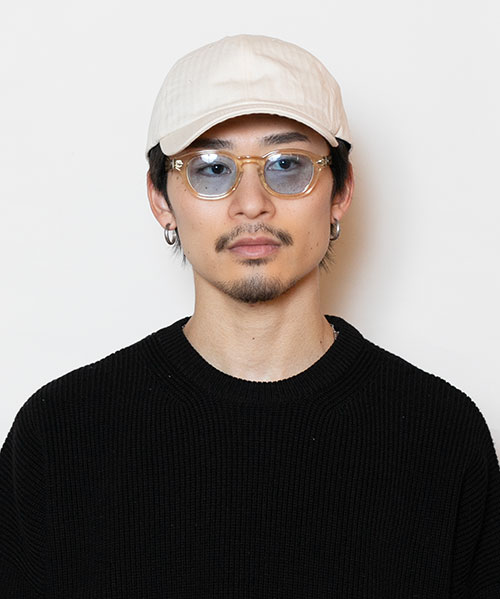 WHITE モデル頭囲：58.5cm