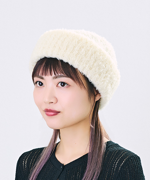 WHITE モデル頭囲：56㎝