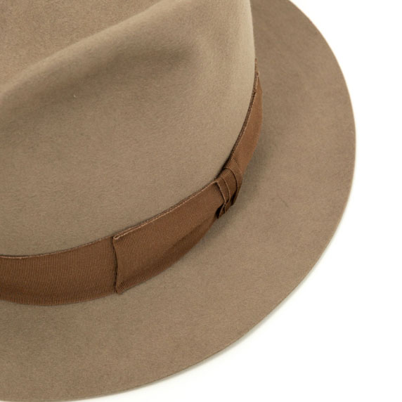 ブリムのカット